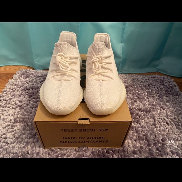 Yeezy Other - Yeezy boost v2 cream white